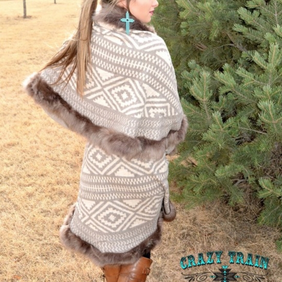 Crazy Train Sweaters - Dancing with the Wolves Poncho